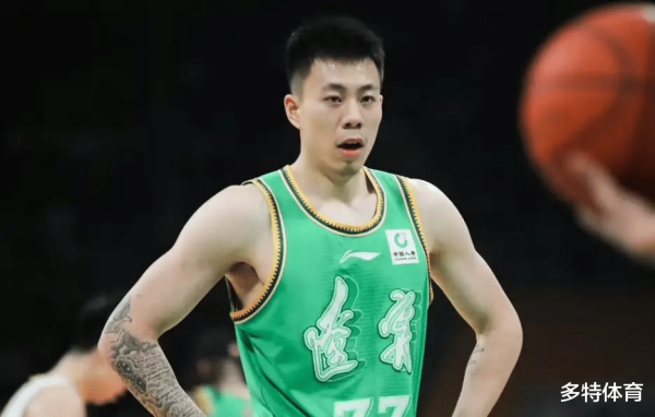 弘大速配 先走郭艾伦, 再走张镇麟! 辽篮真留不住子弟兵, 赵继伟一人一城